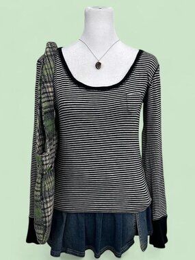 2010s black gray striped alt emo grunge long sleeve top